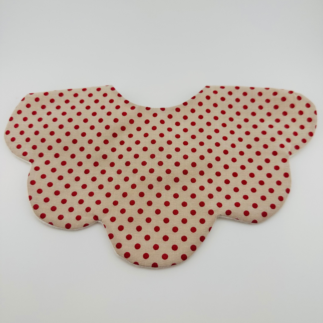 Scalloped Baby Bib – Beige and Red Polka Dot Print