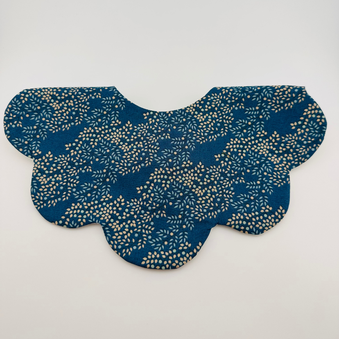Scalloped Baby Bib – Blue and Beige Print