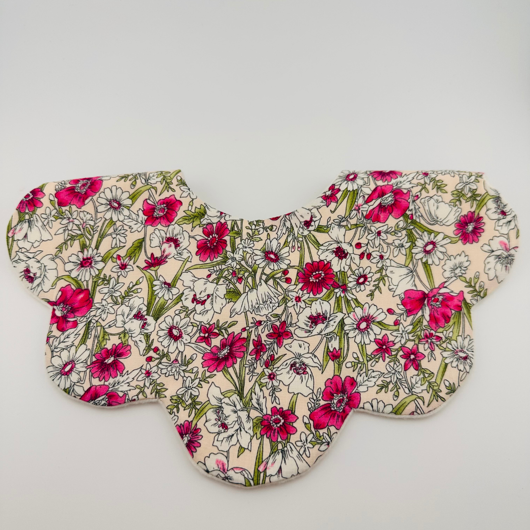 Scalloped Baby Bib – Pink Meadow Flower Print