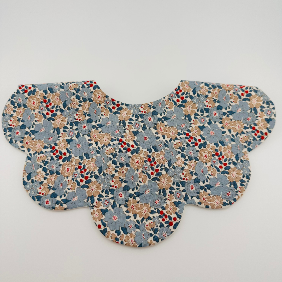 Scalloped Baby Bib – Blue Floral Print