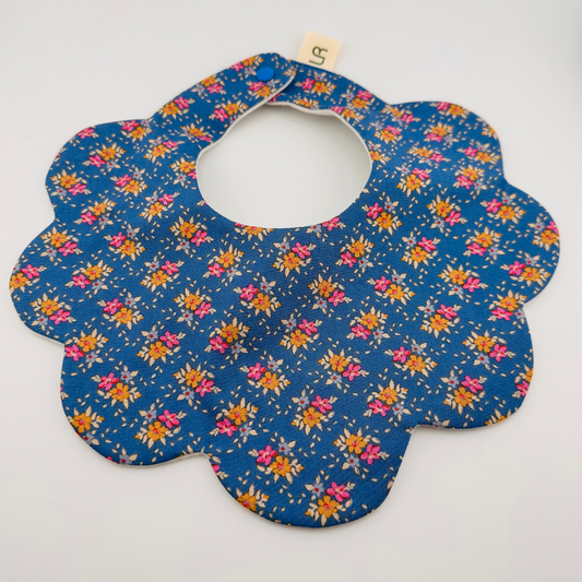 Scalloped Baby Bib – Blue and Pink Floral Print