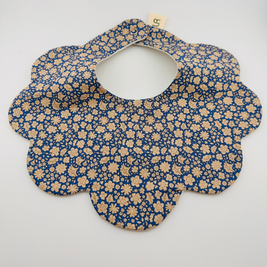 Scalloped Baby Bib – Blue and Beige Floral Print